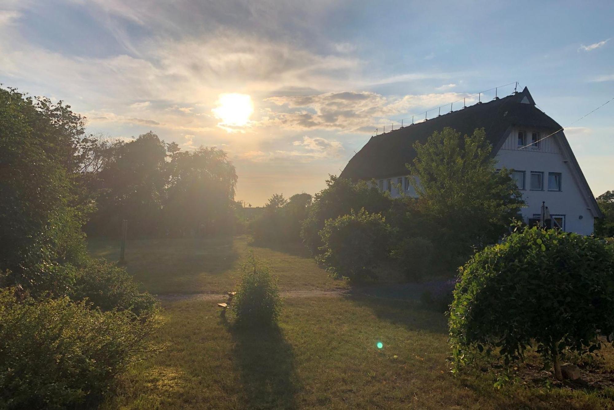 Suederhaus Hiddensee App 8 Neuendorf  Екстериор снимка